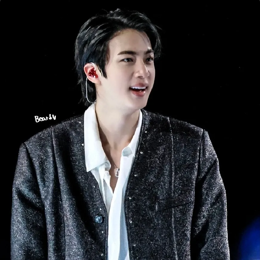 Foto terbaru Jin (BTS)