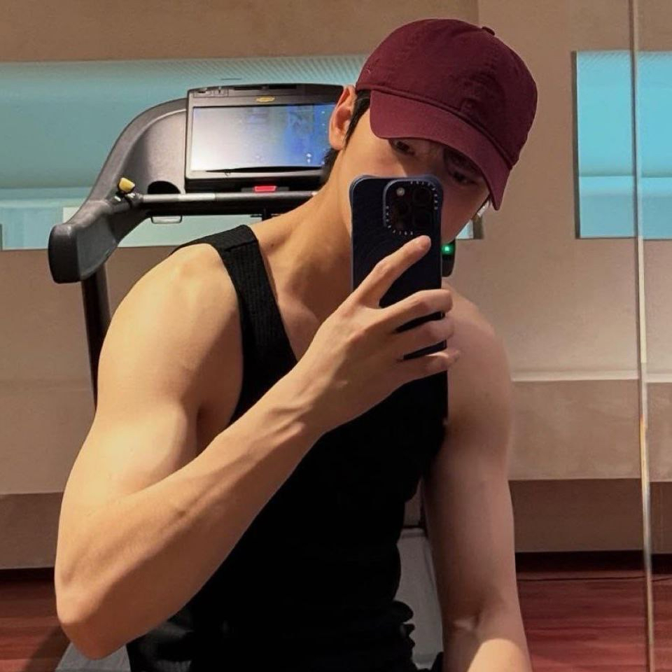 Latest photo of Eunwoo (ASTRO)