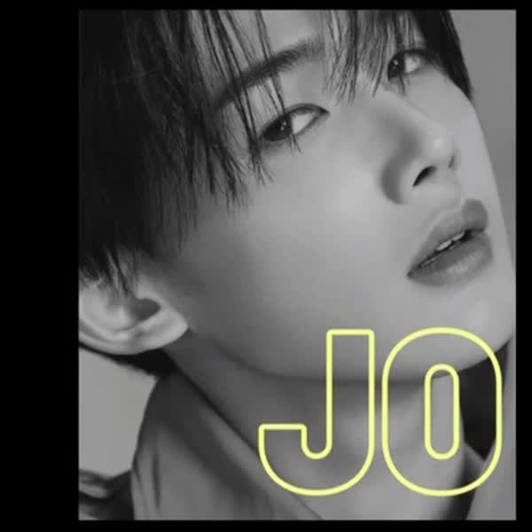 Signature photo of Jo (&TEAM) capturing their charm