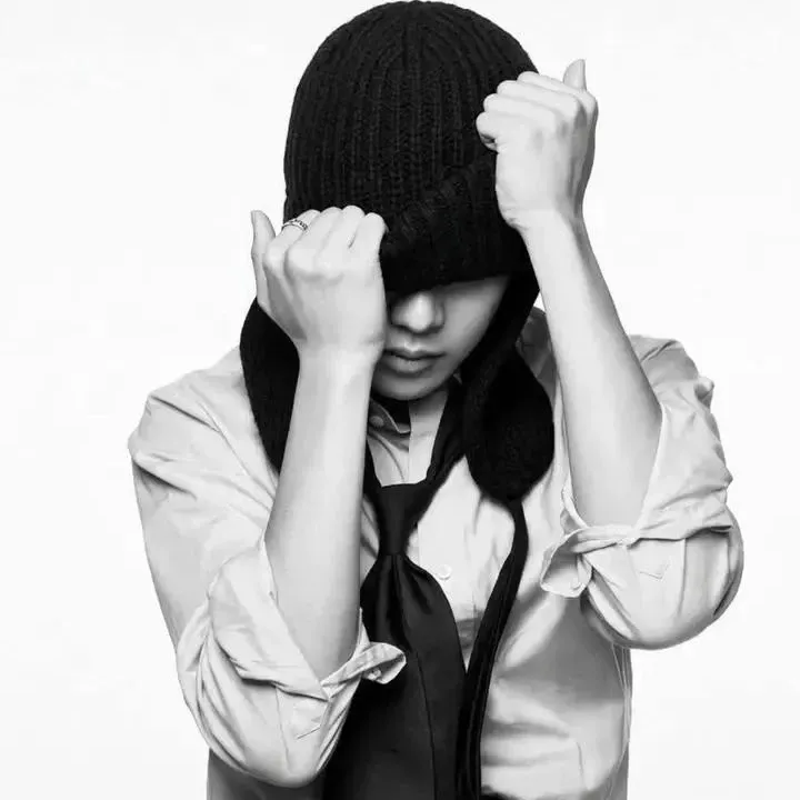 Behind-the-scenes cut of BTS