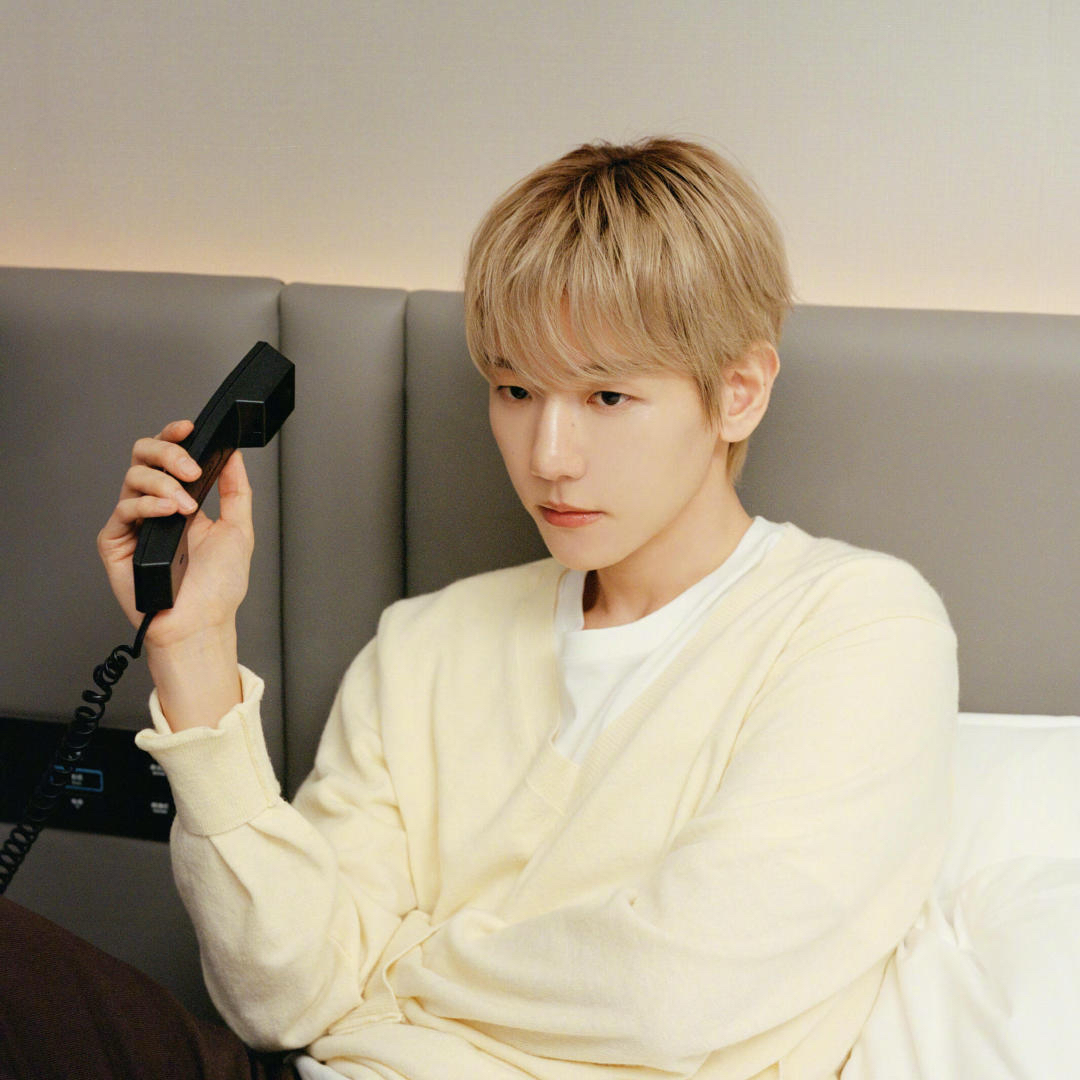 ベクヒョン (EXO)の舞台裏ショット