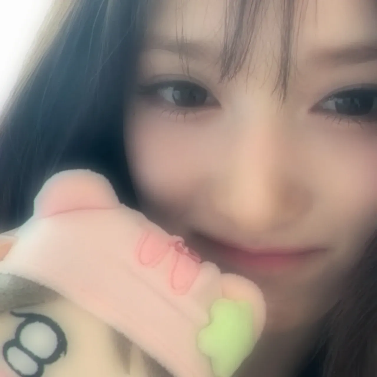 イソ (IVE)の最近の活動写真