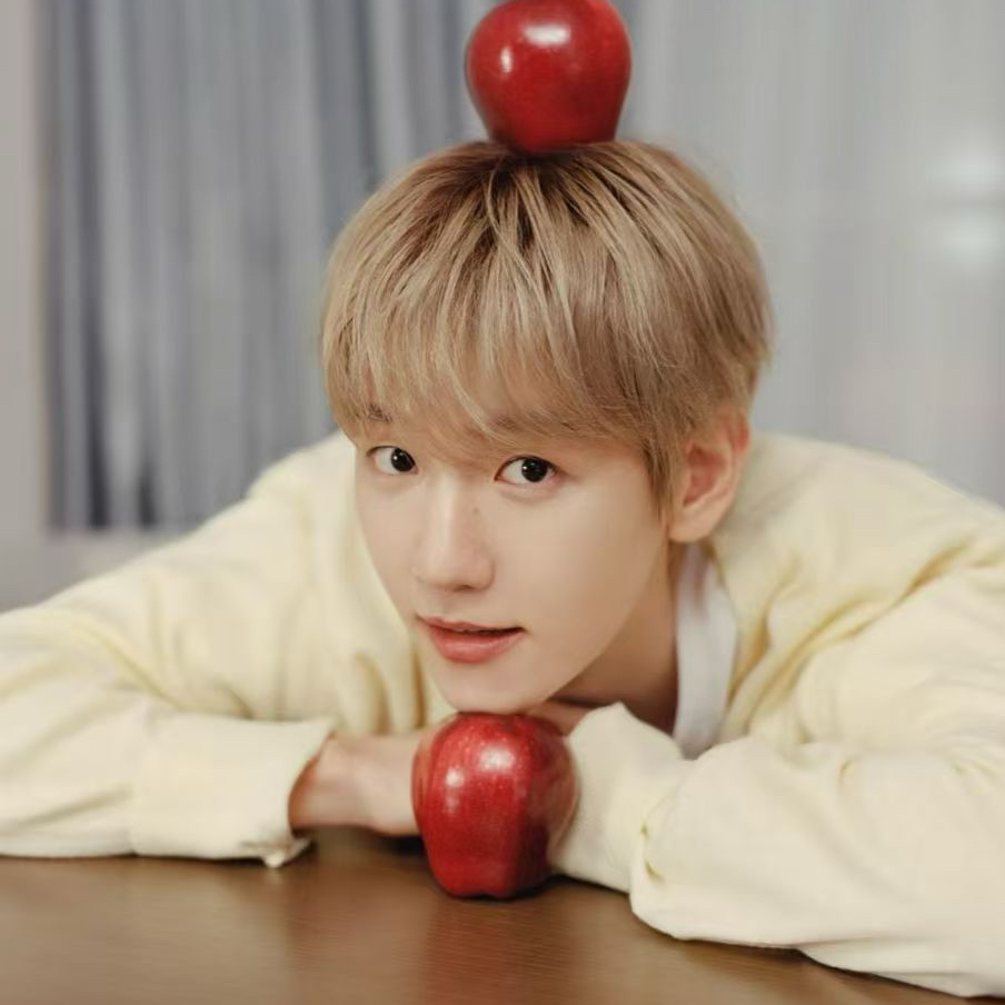 Momen yang diabadikan oleh penggemar Baekhyun (EXO)