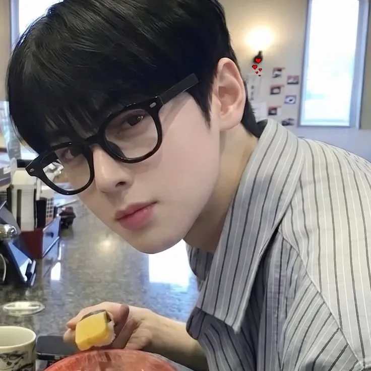Recent activity shot of Eunwoo (ASTRO)