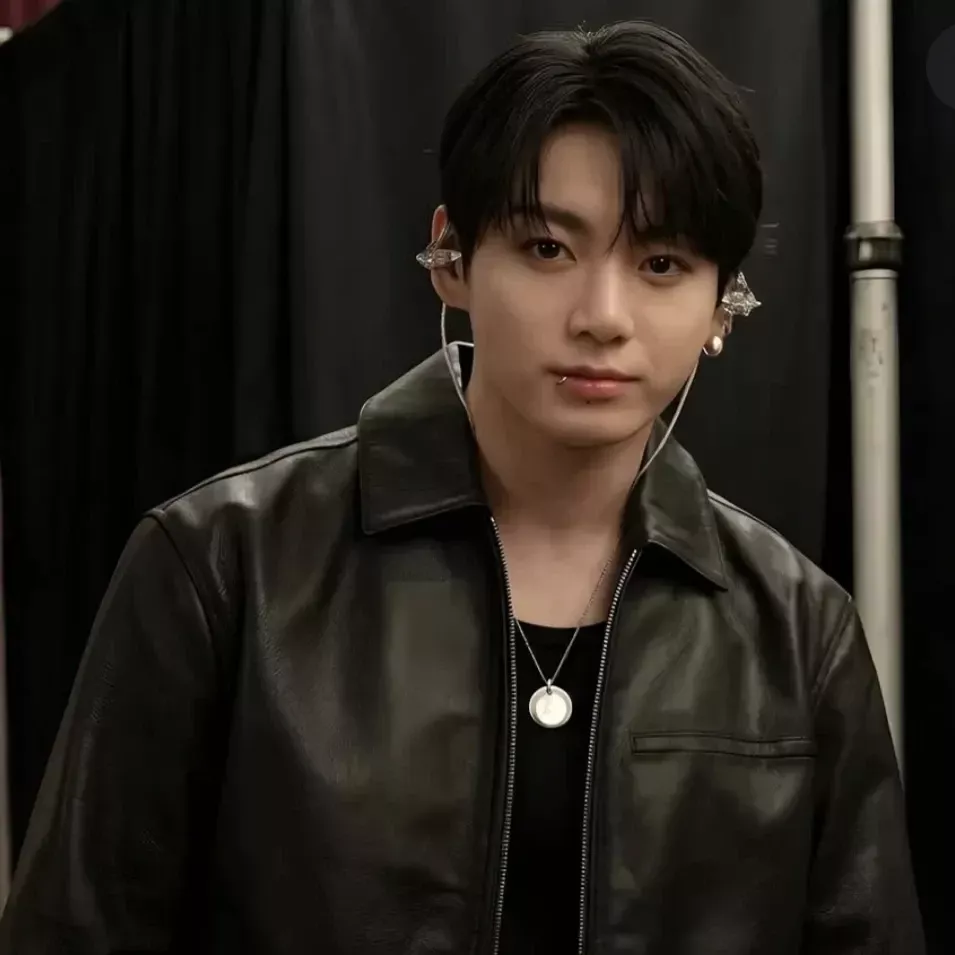 Momen yang diabadikan oleh penggemar Jungkook (BTS)