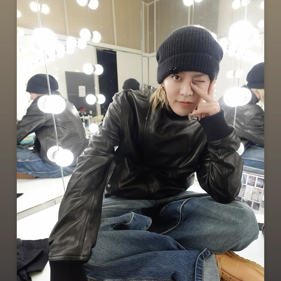 Foto aktivitas terbaru Yuta (NCT 127)