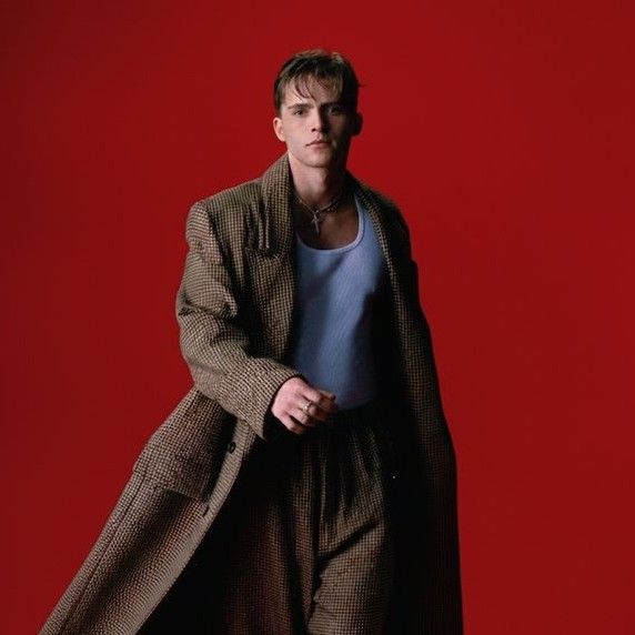 Behind-the-scenes cut of Gabi (SANTOS BRAVOS)