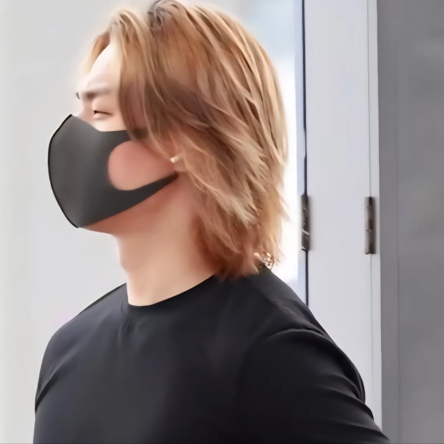 大声 (BIGBANG)的最新照片