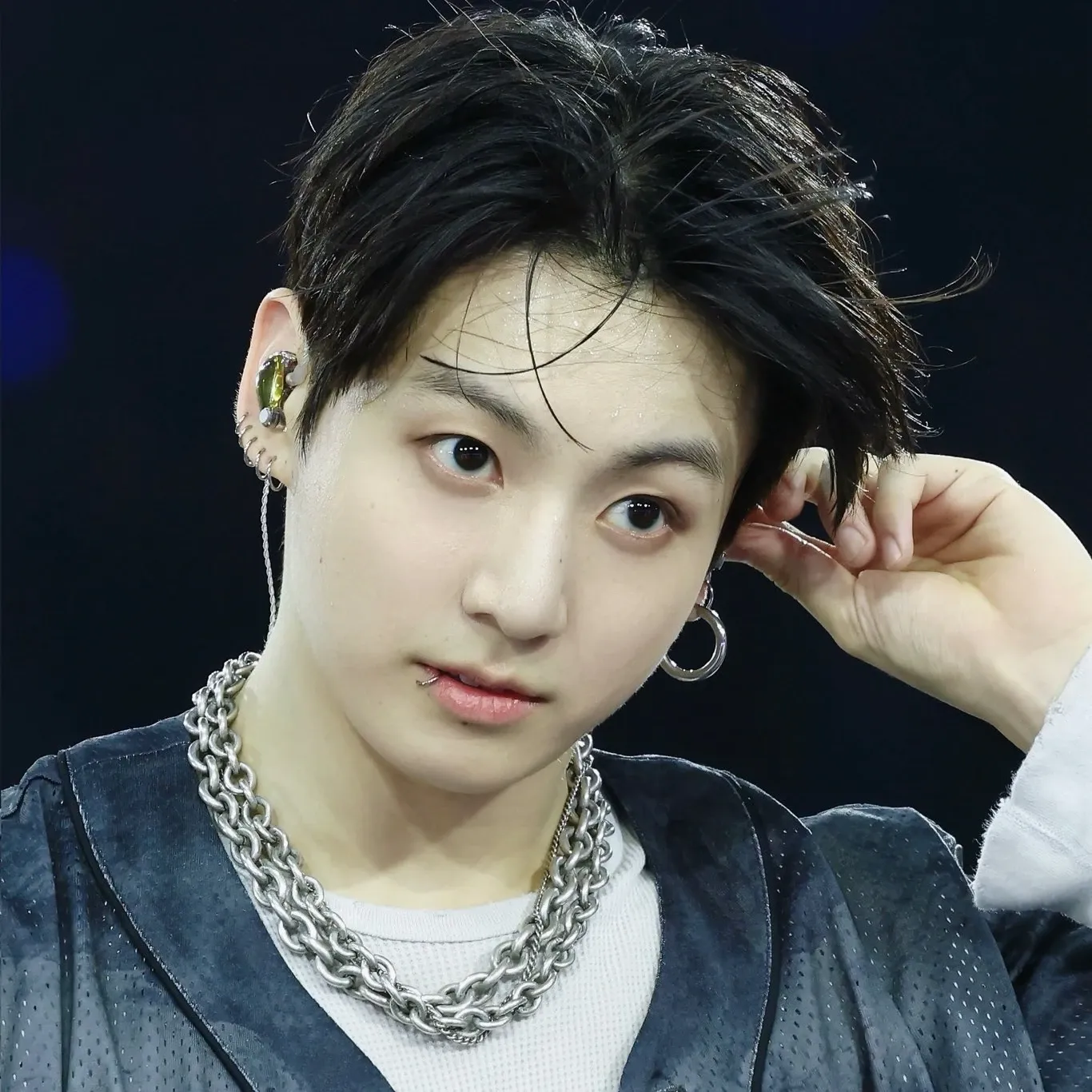 Foto aktivitas terbaru Jungkook (BTS)