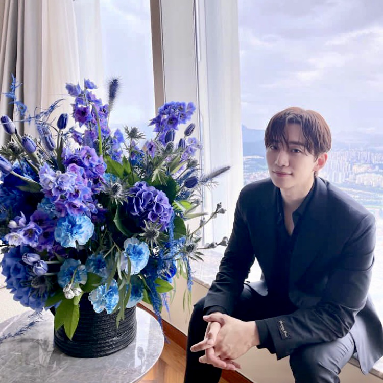 Recent activity shot of Junho (2PM)