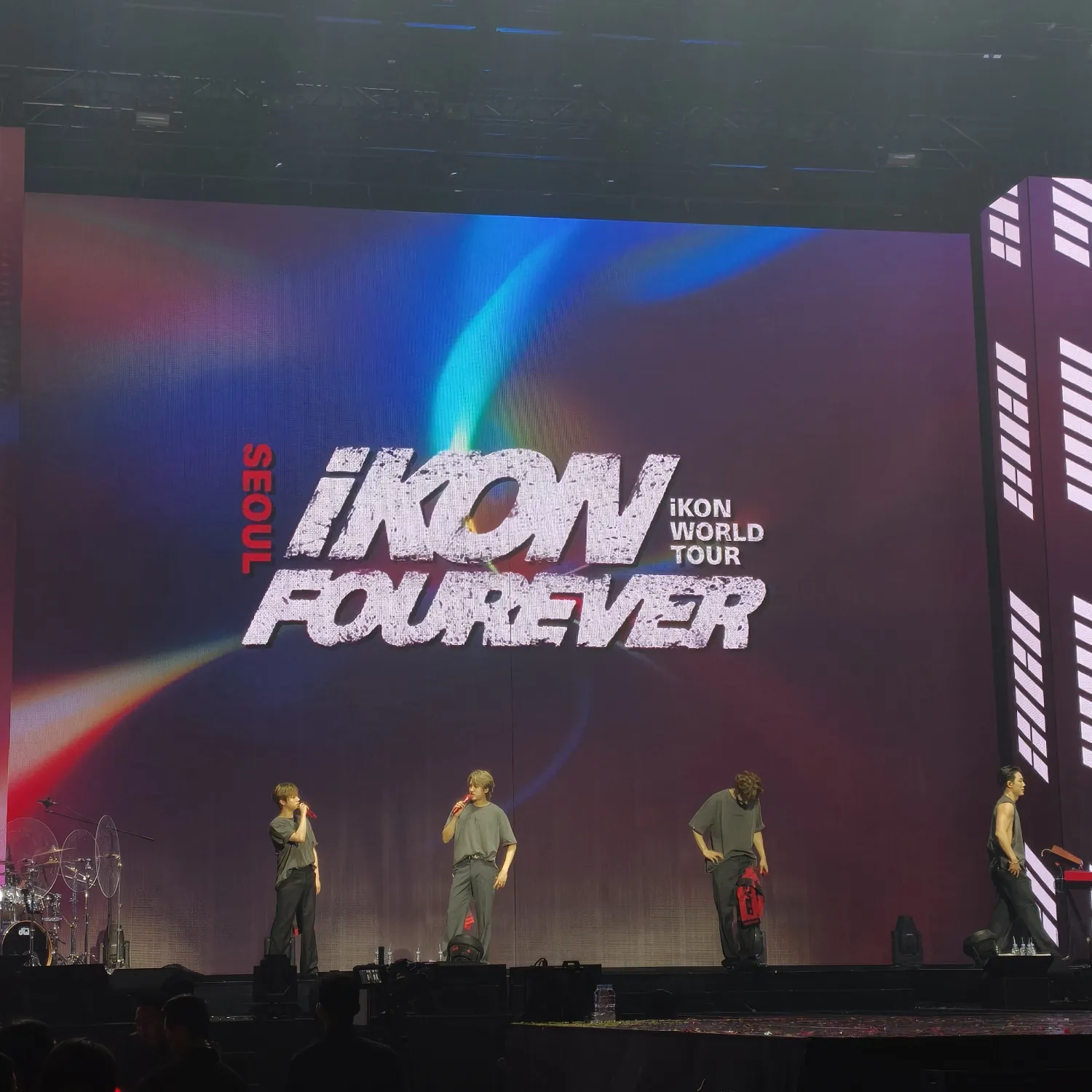 Momen yang diabadikan oleh penggemar iKON