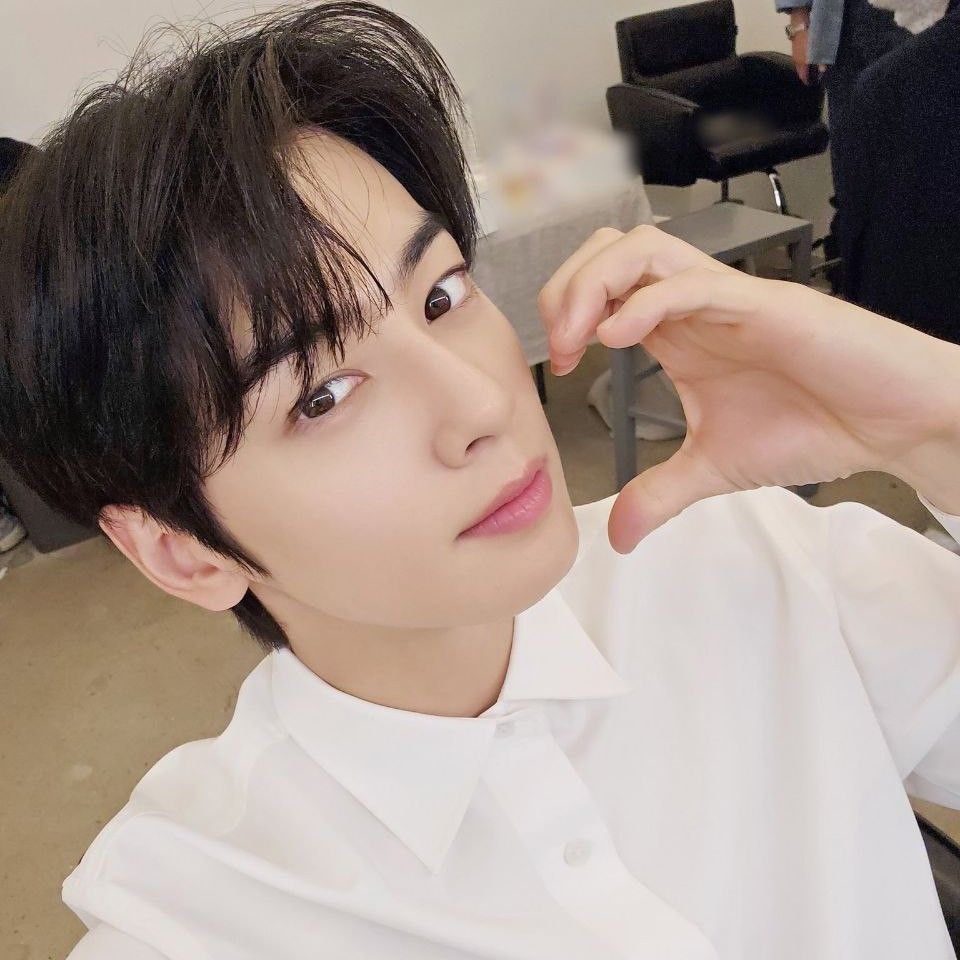 Latest photo of Eunwoo (ASTRO)