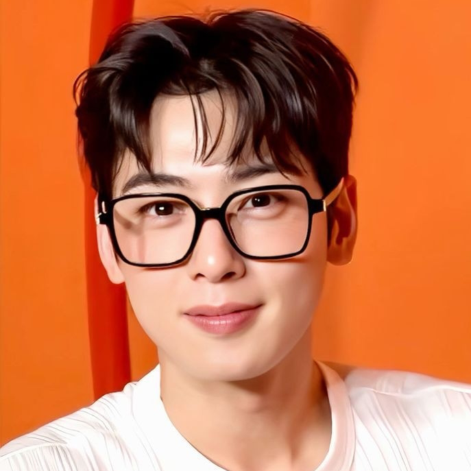 A moment captured by Eunwoo (ASTRO)'s fan