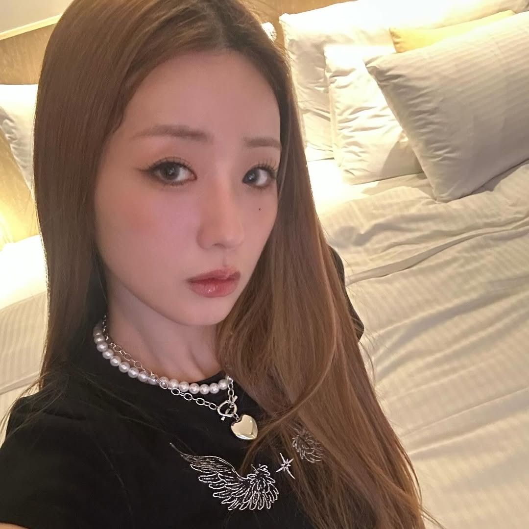 Potret di balik layar Yoon Bomi (Apink)