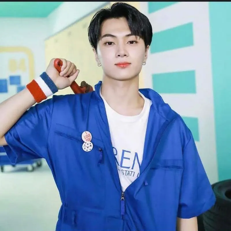 Latest photo of Jay (ENHYPEN)