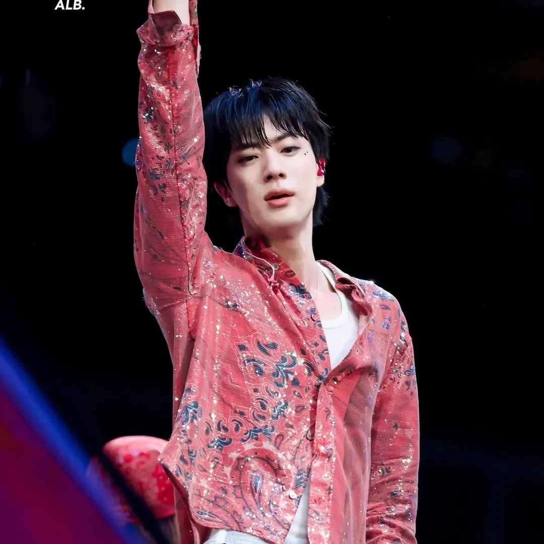Latest photo of Jin (BTS)