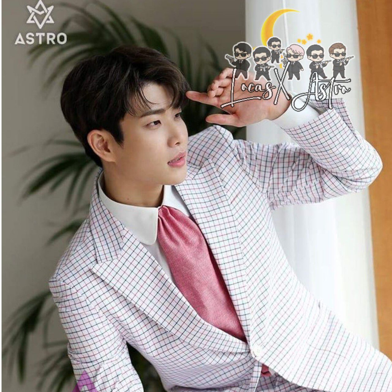 A moment captured by MJ (ASTRO)'s fan