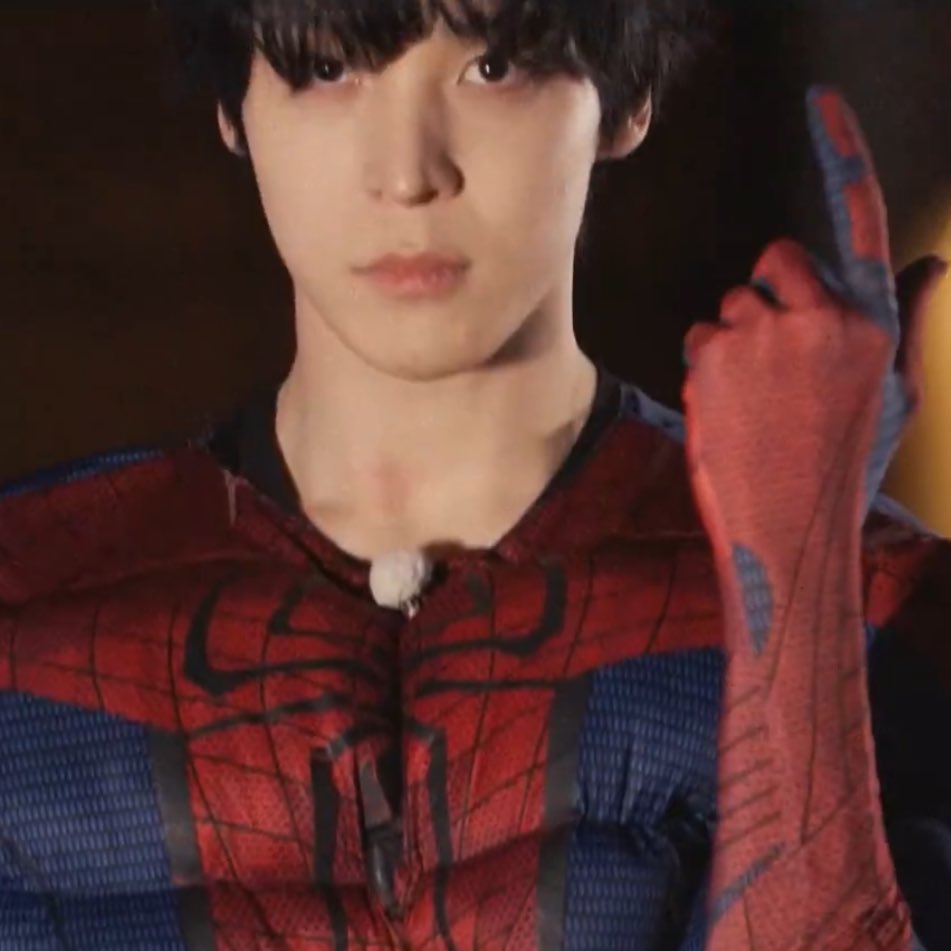 Behind-the-scenes cut of Yunho (ATEEZ)