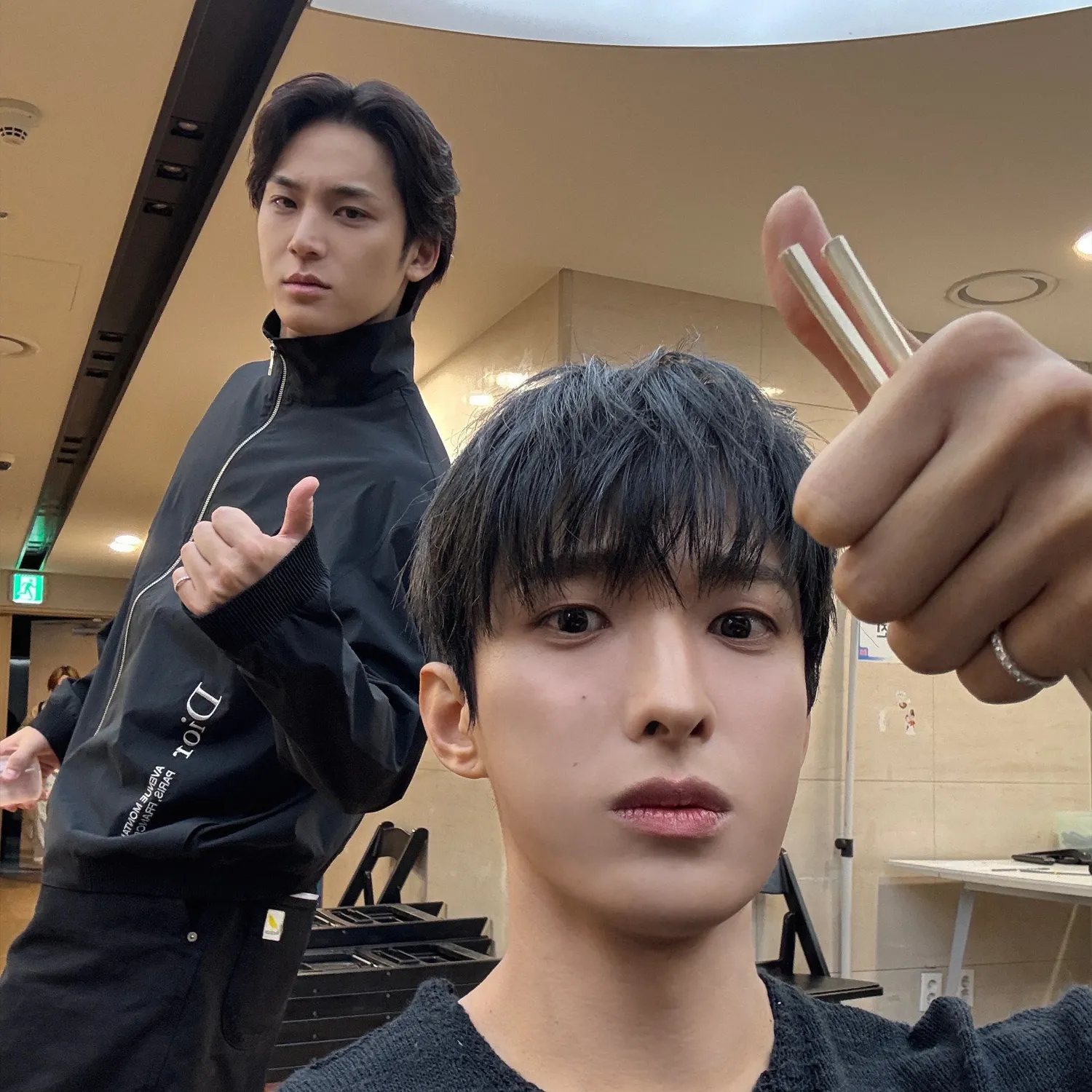 A moment captured by Mingyu (SEVENTEEN)'s fan
