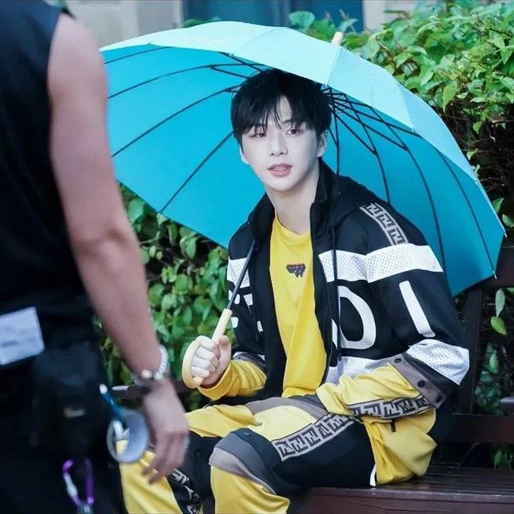 Foto aktivitas terbaru Kang Daniel