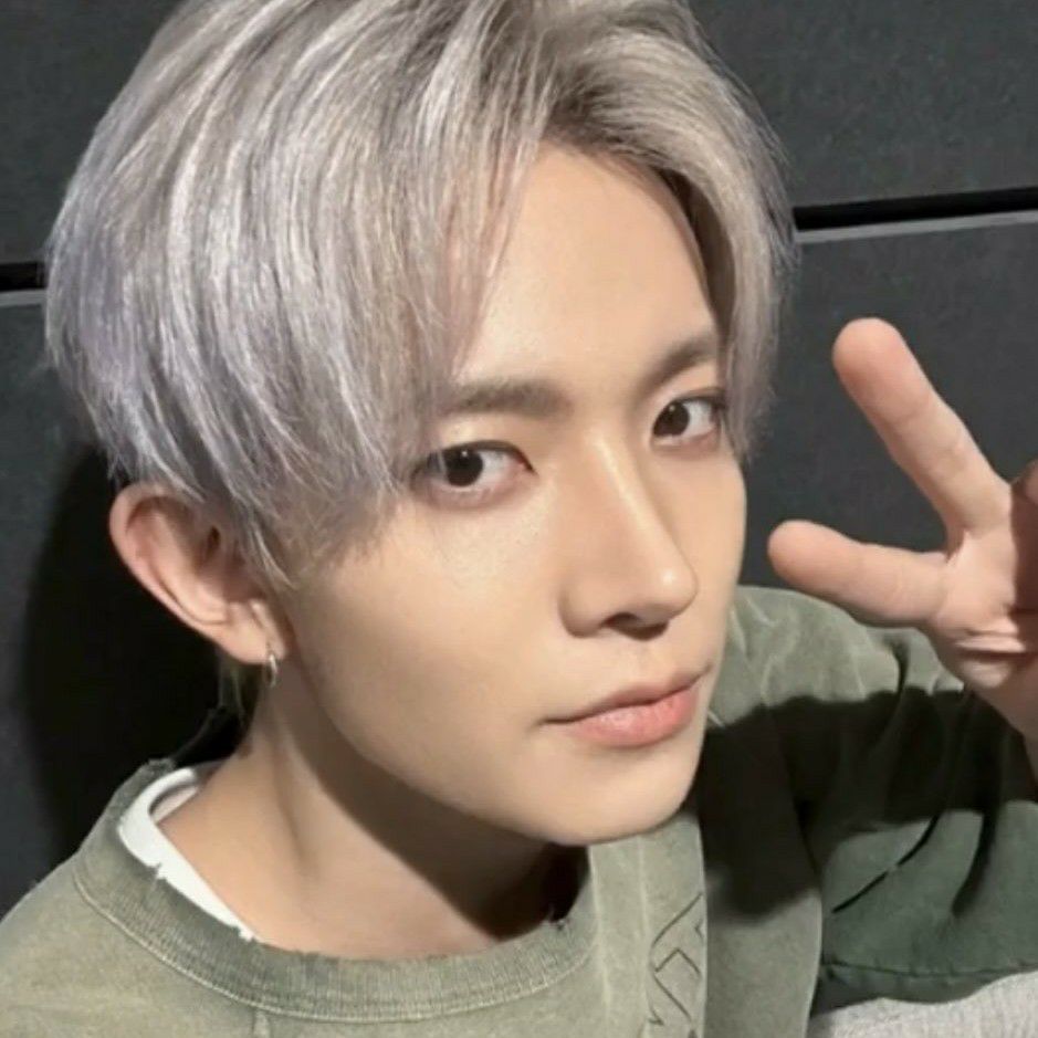 희승 (ENHYPEN) 최근 활동샷