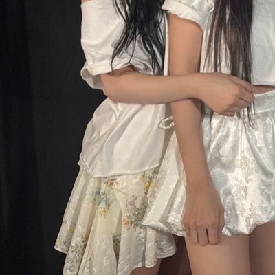 Momen yang diabadikan oleh penggemar fromis (9)