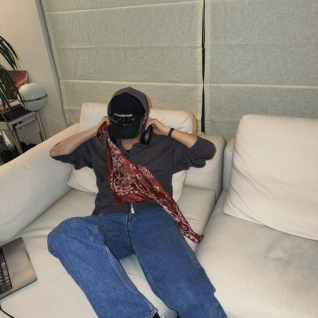 Latest photo of Heeseung (ENHYPEN)