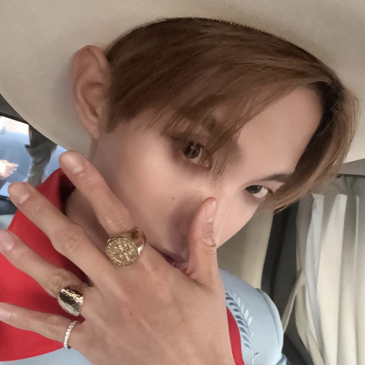 Latest photo of DK (SEVENTEEN)