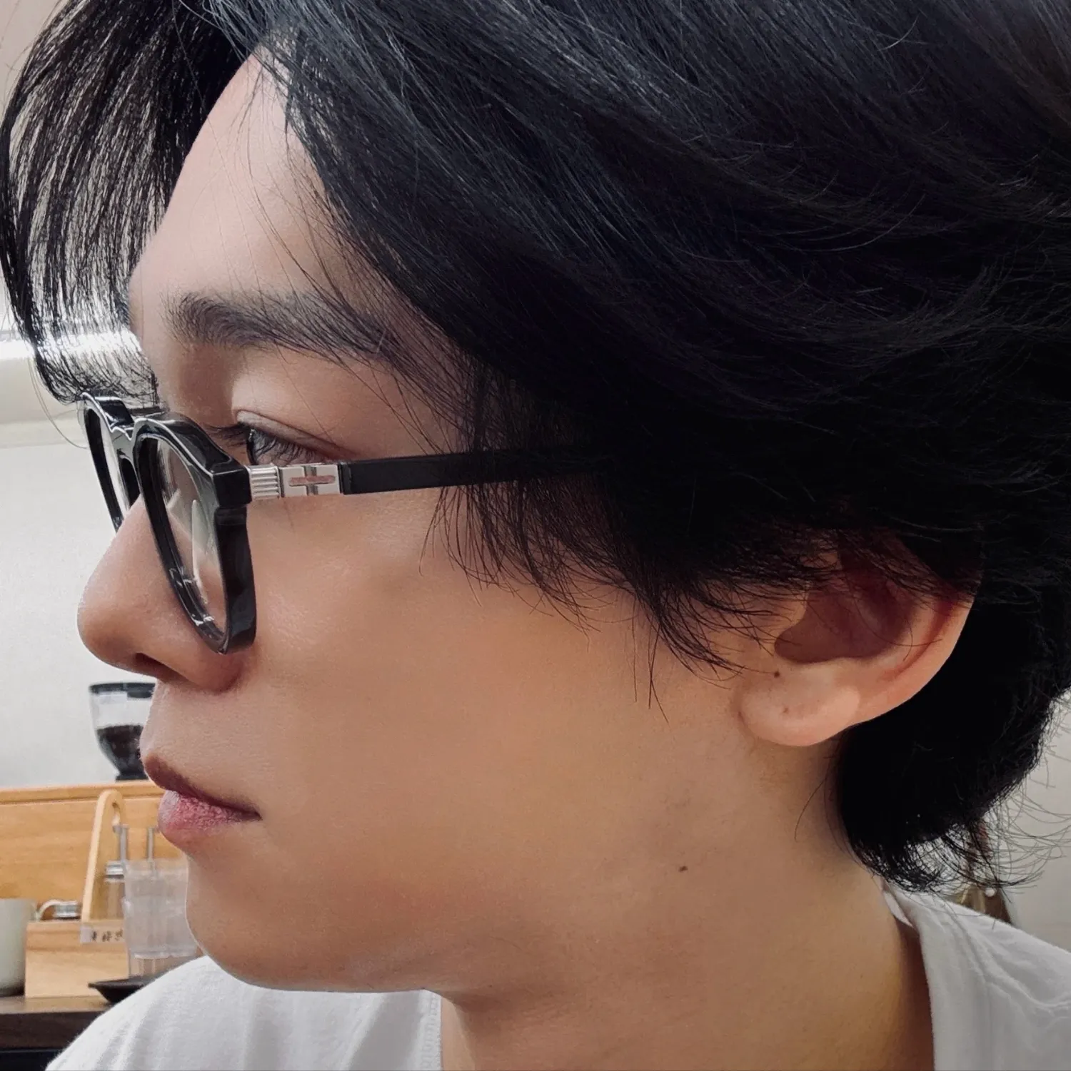 Behind-the-scenes cut of Chen (EXO)