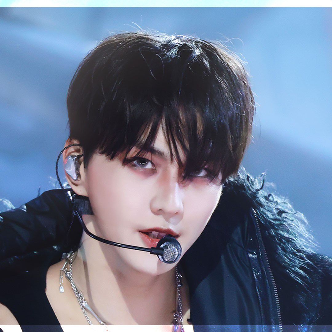 Recent activity shot of Jungwon (ENHYPEN)