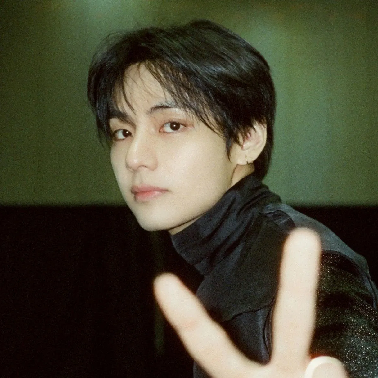 Foto terbaru V (BTS)