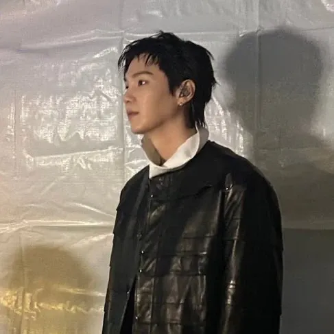 Potret di balik layar SUGA (BTS)