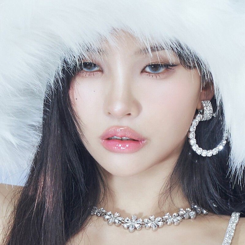 Behind-the-scenes cut of Soyeon (i-dle)