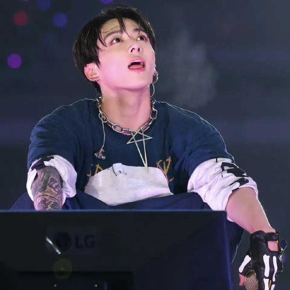 Foto terbaru Jungkook (BTS)