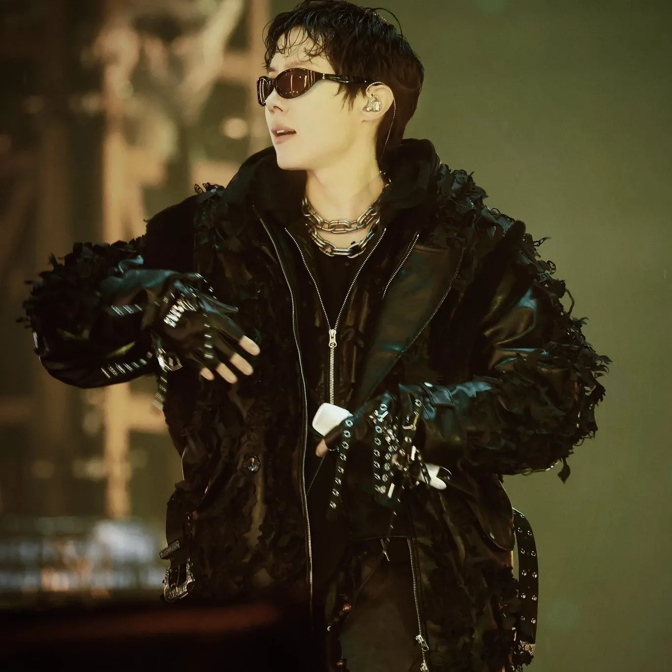 J-hope (防彈少年團)的最新活動照片