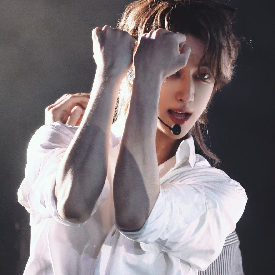 A moment captured by The 8 (SEVENTEEN)'s fan