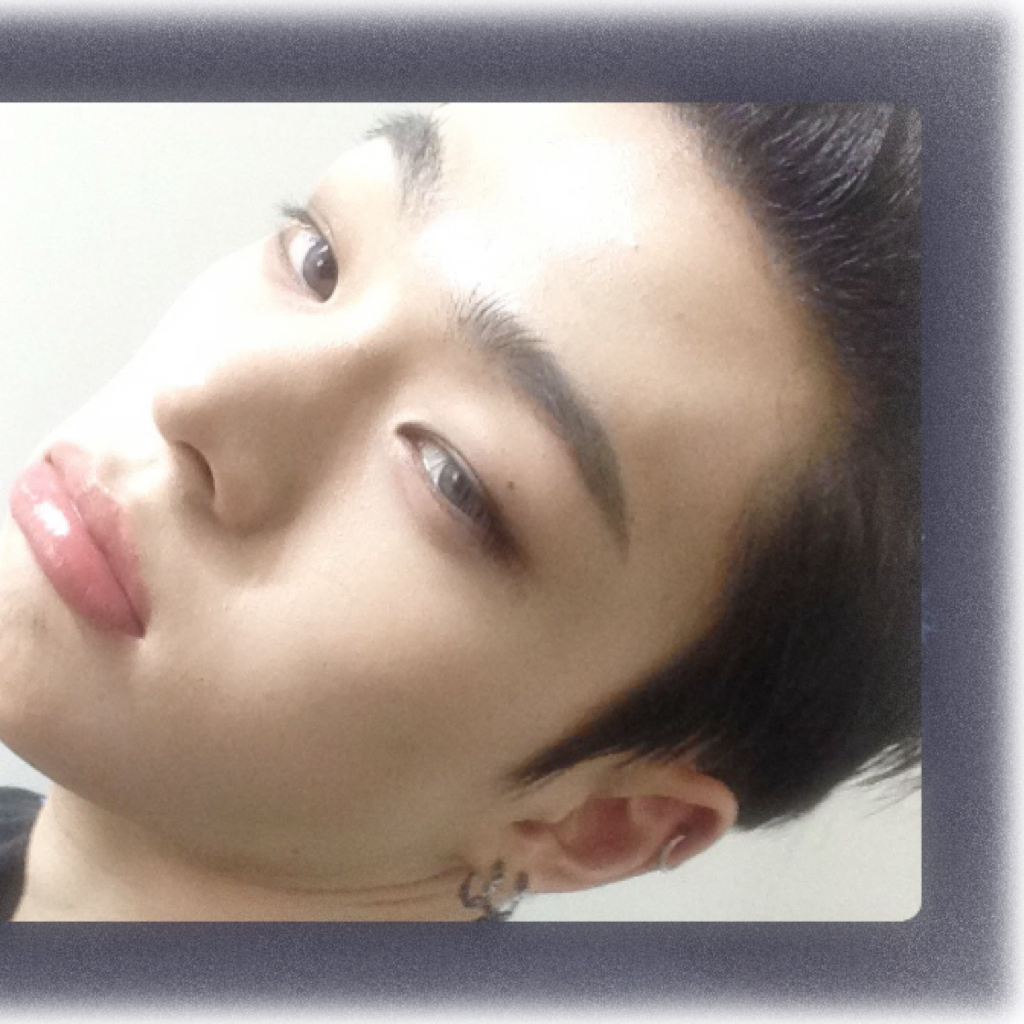 Recent activity shot of Kim Junmin (WHIB)