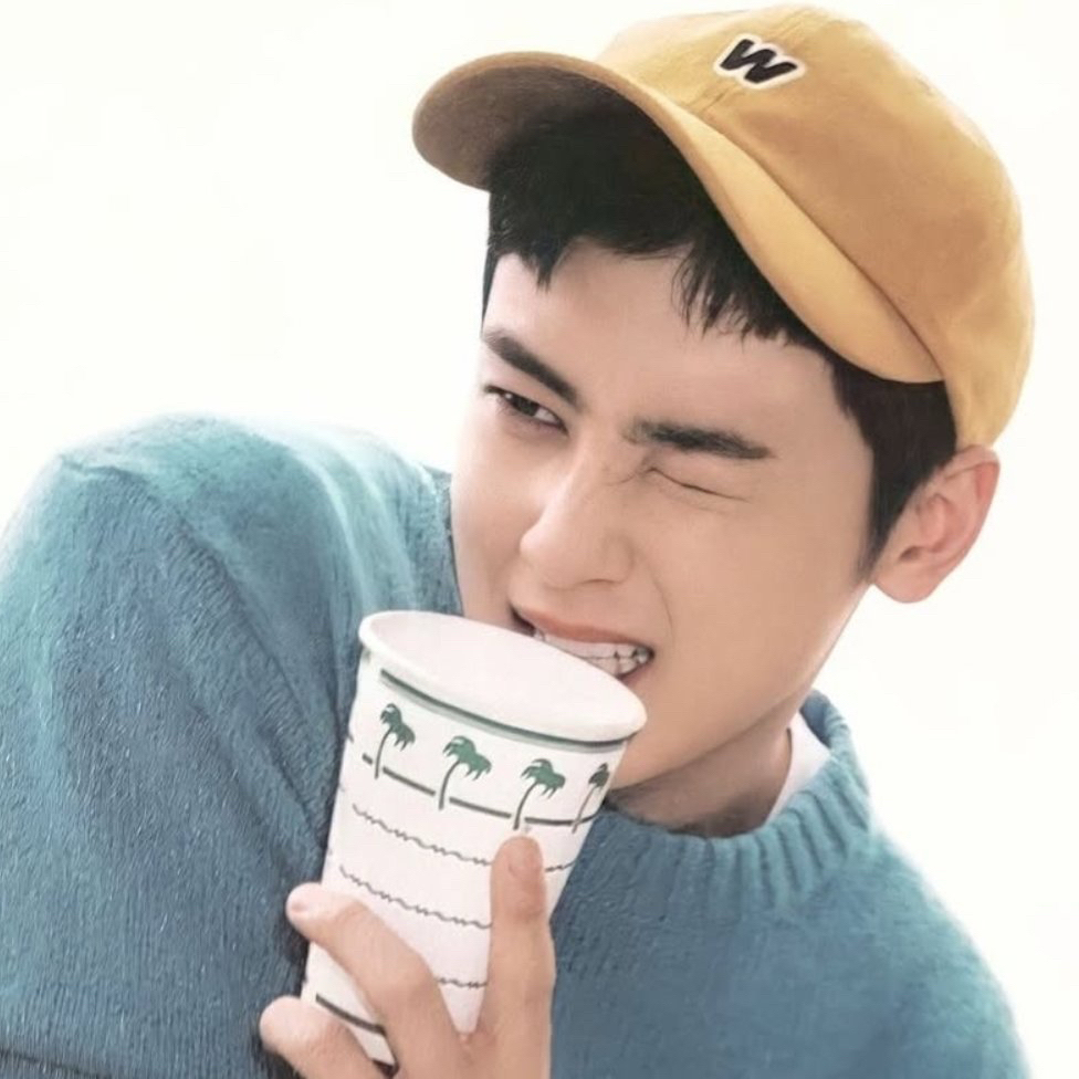 Recent activity shot of Eunwoo (ASTRO)