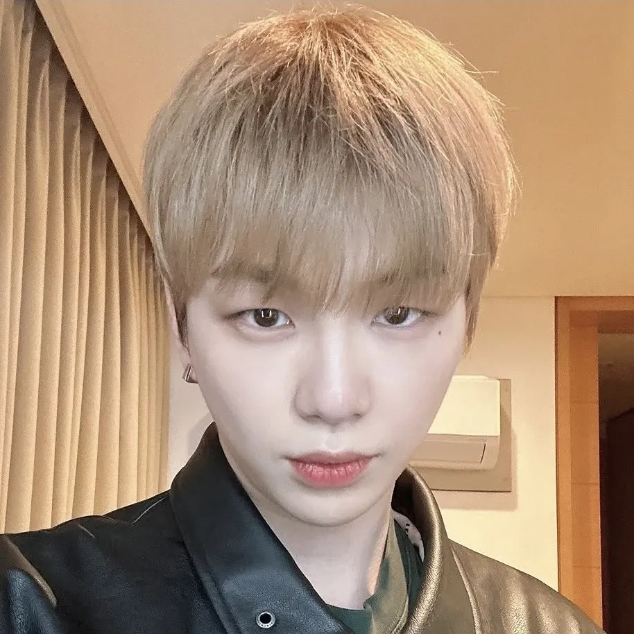 Foto aktivitas terbaru Kang Daniel