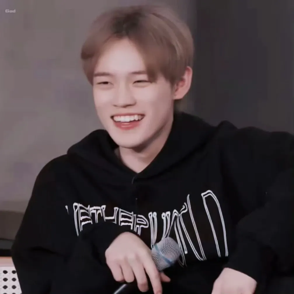 Recent activity shot of Chenle (NCT DREAM)