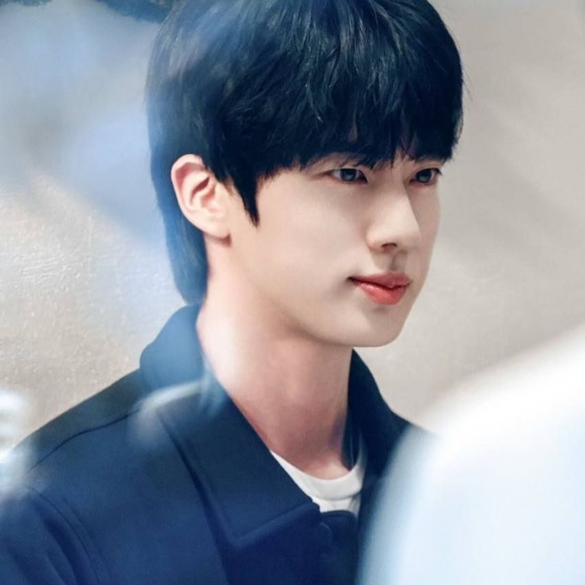 진 (방탄소년단) 최근 활동샷