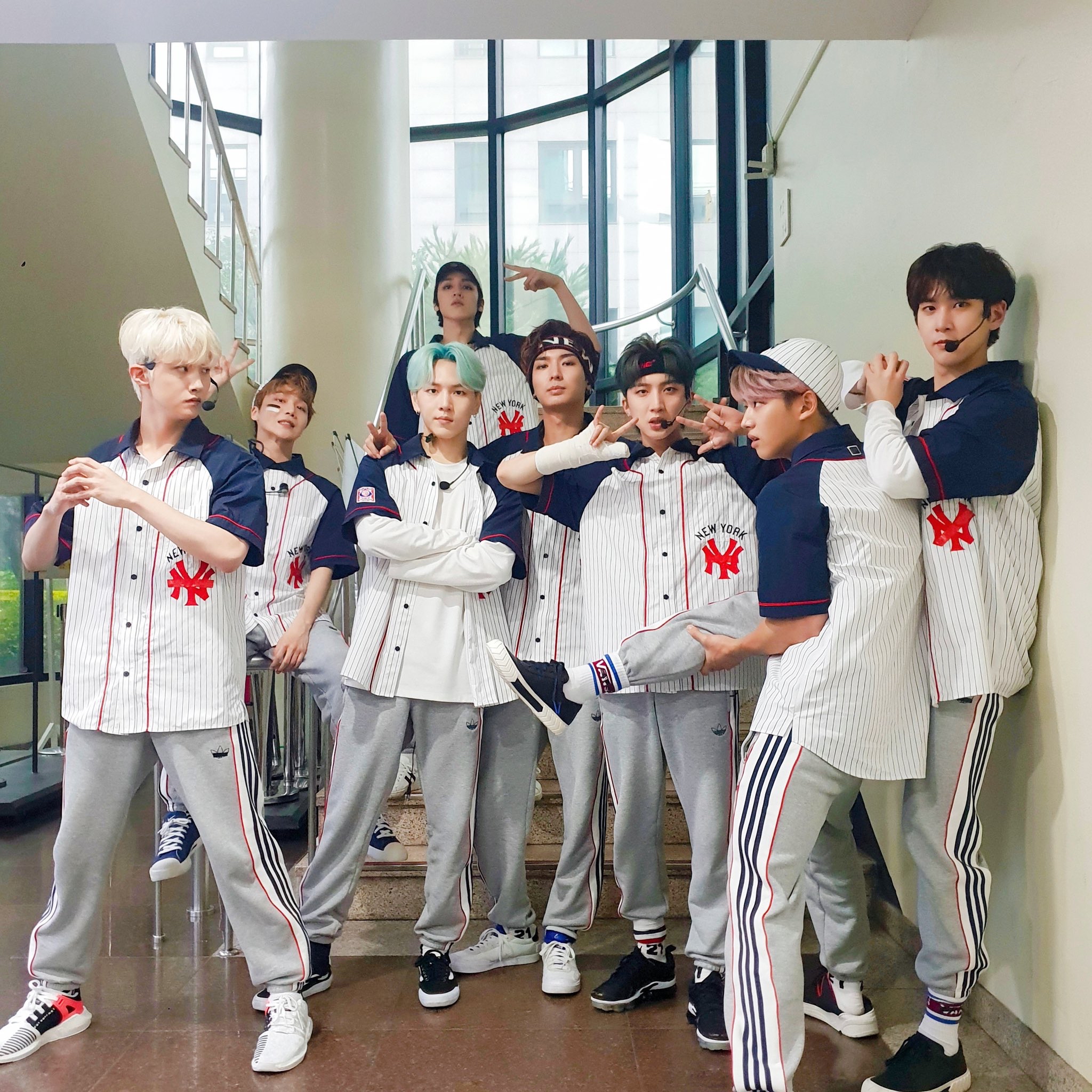 Behind-the-scenes cut of PENTAGON