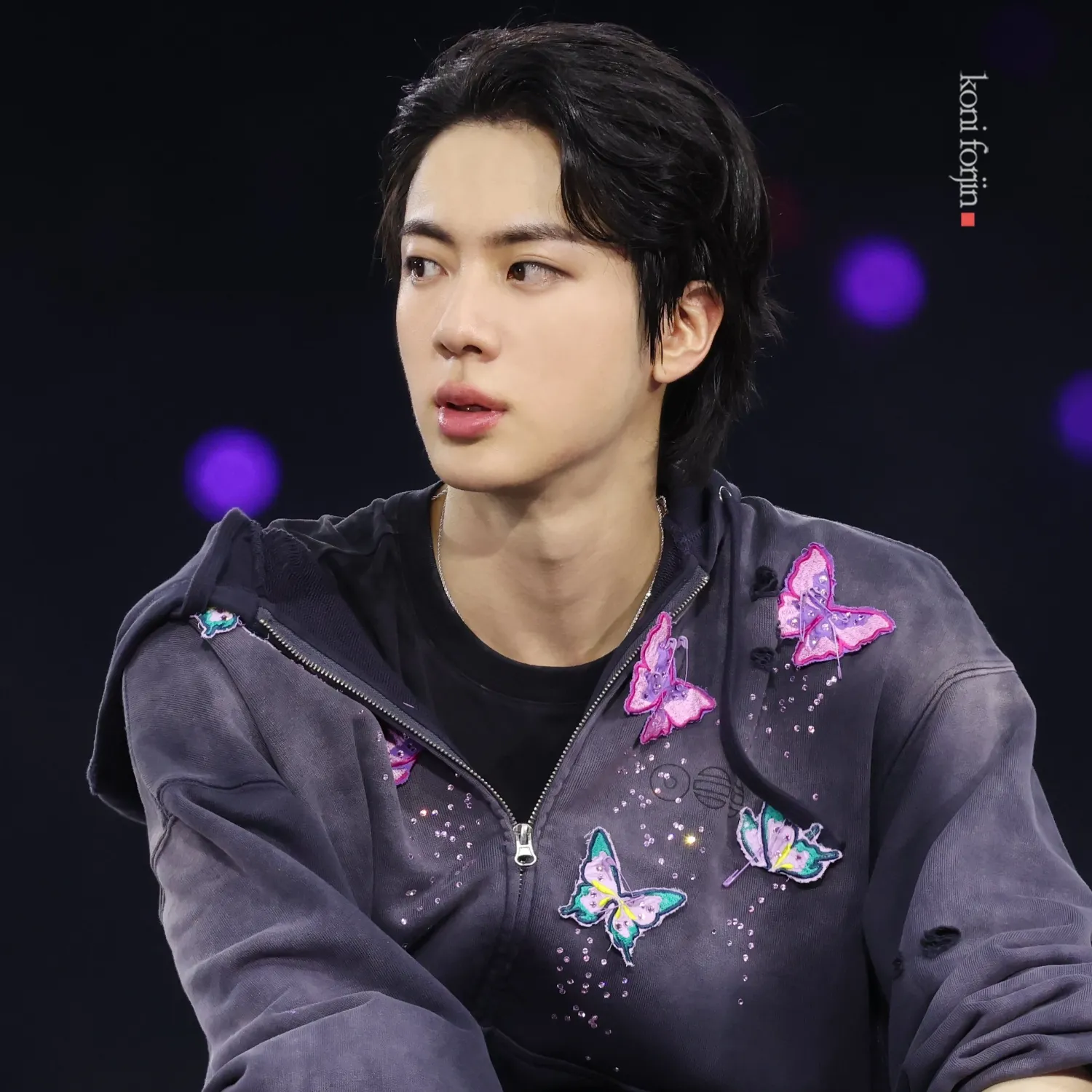 진 (방탄소년단)의 최신 사진