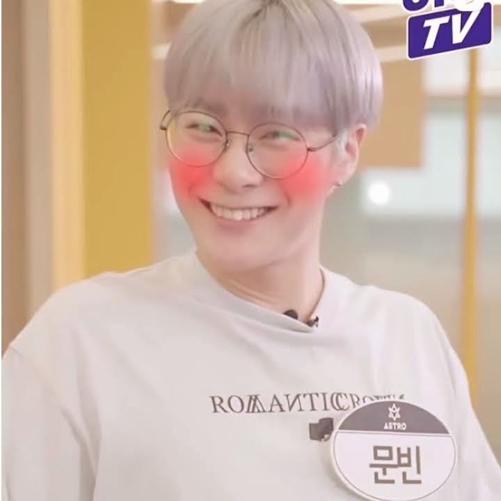 A moment captured by Moonbin (ASTRO)'s fan