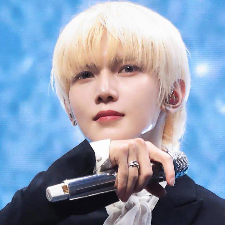 呂尚 (ATEEZ)的最新照片