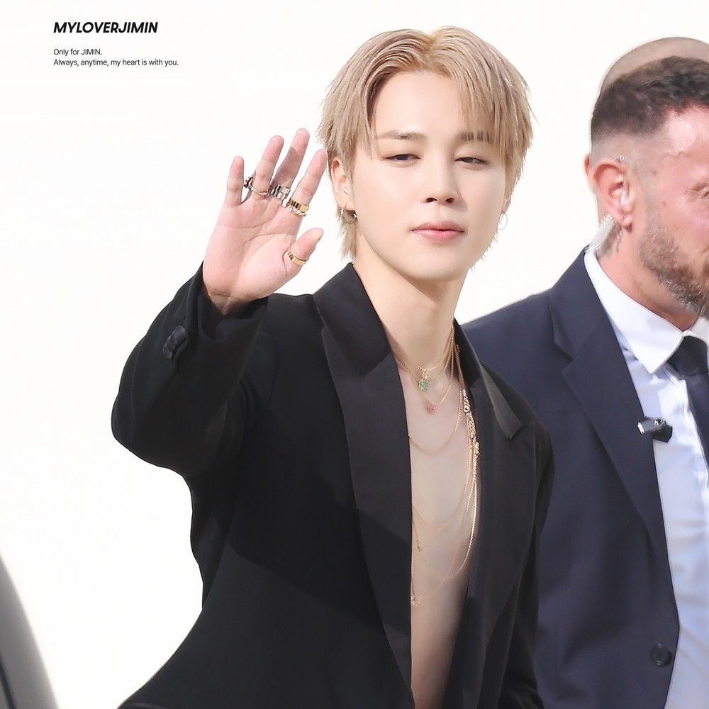 智旻 (防彈少年團)的最新活動照片