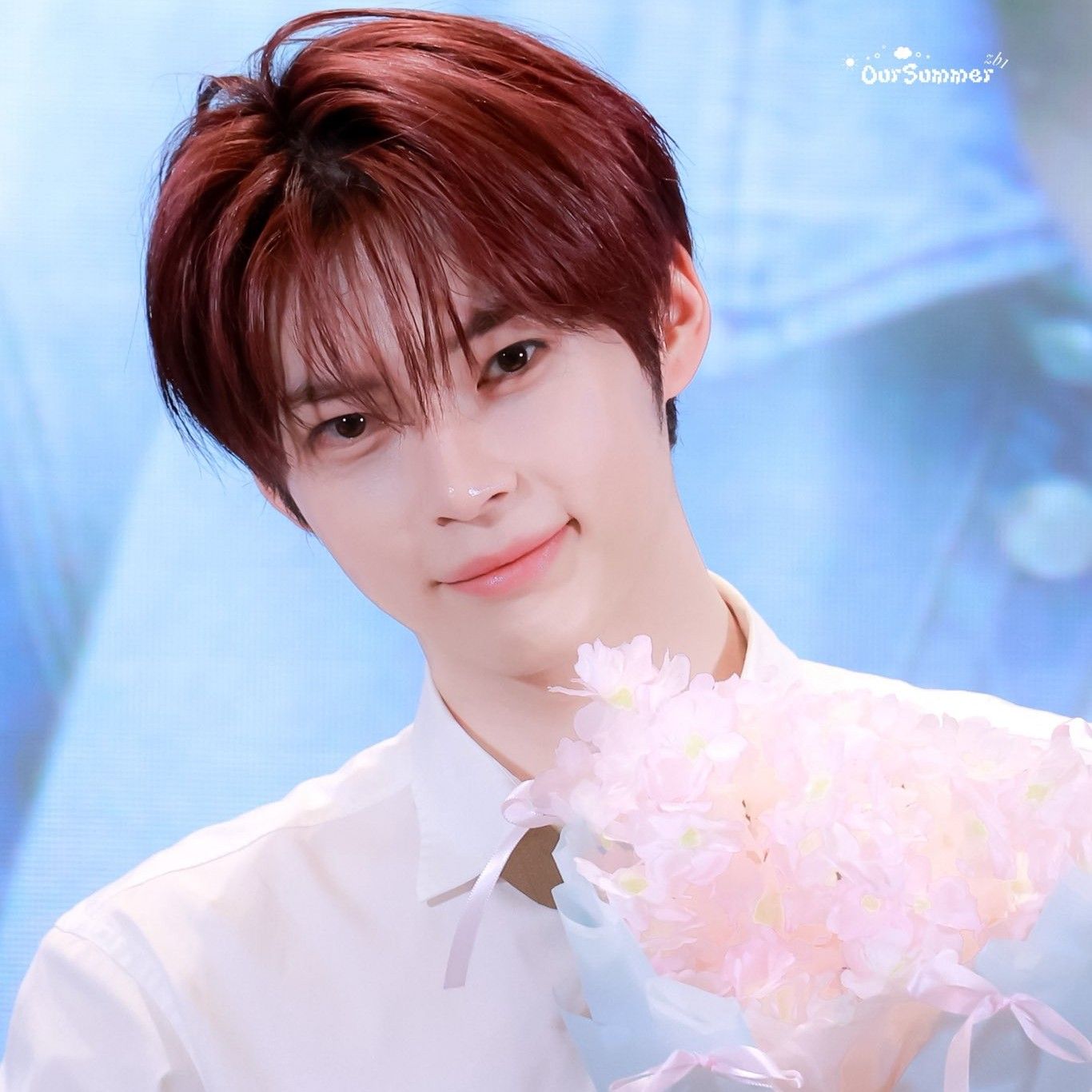 Recent activity shot of Sung Hanbin (ZEROBASEONE)