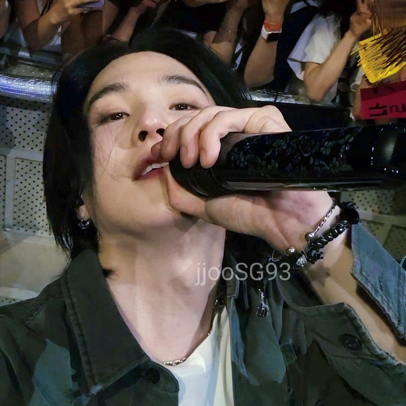 SUGA (防彈少年團)的最新活動照片