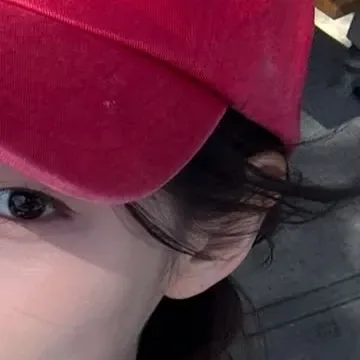 Behind-the-scenes cut of Jeong Yein (Lovelyz)