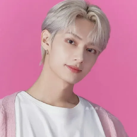 A moment captured by Jun (SEVENTEEN)'s fan